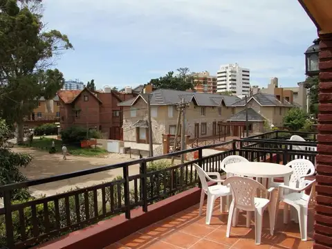 HOTEL EN VENTA LO MEJOR DE PINAMAR  -26 DEPTOS -PISCINA-PARQUE ESCIONAMIENTO