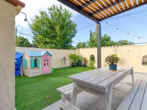 Depto Tipo Casa en Venta de 3 ambientes