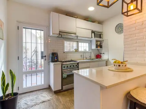 Depto Tipo Casa en Venta en San Isidro, USD 185.000