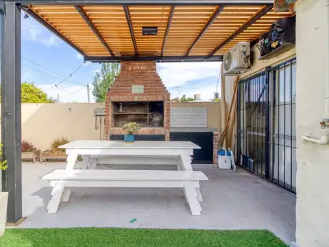 Depto Tipo Casa en Venta de 2 dormitorios