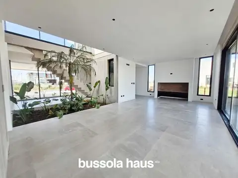Casa en Venta al Oeste