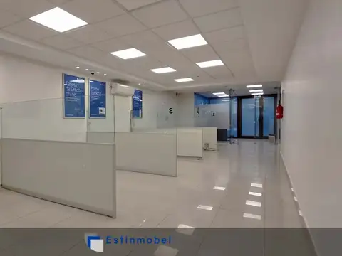 LOCAL DE 254 M2 MAS PATIO EN RETIRO