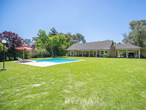 Casa en Venta en Las Praderas De Lujan, USD 250.000