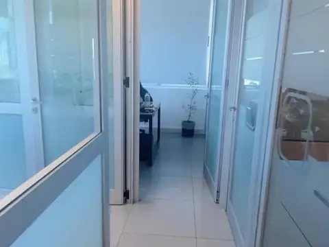 Oficina en Alquiler en Centro, USD 1.800
