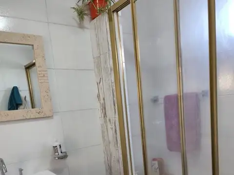 Casa en Venta en Castelar, USD 120.000