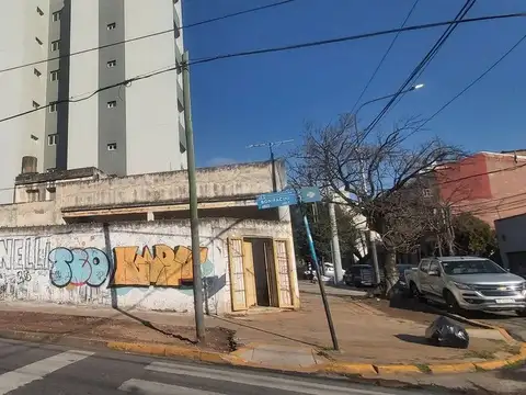 LOTE 8,35 X 26  C2 COML Y RESID CASEROS CENTRO