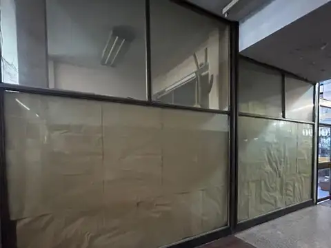 Local en Venta en Vicente Lopez Vias / Maipu, USD 45.000