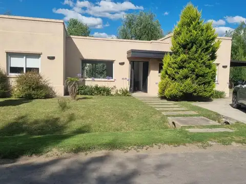VENTA casa 4 ambientes. Manzanares Chico