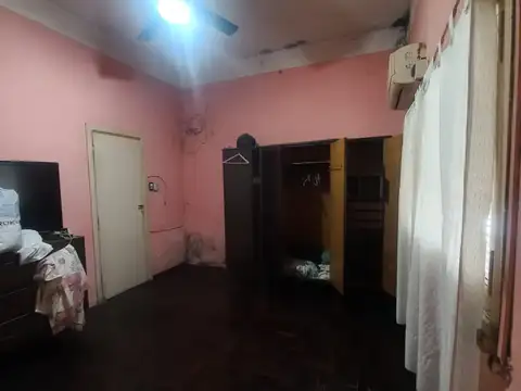 Casa multifamiliar sobre lote de 7,20 x 15,50