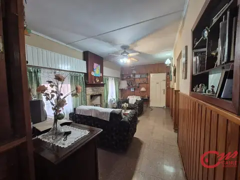 hipolito yrigoyen 100