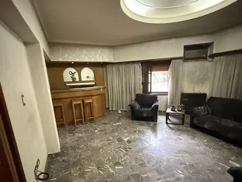 VENTA CASA EN LANÚS OESTE