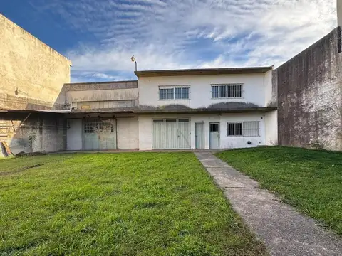 GALPON DE 1000M2 A LA VENTA EN R. CALZADA