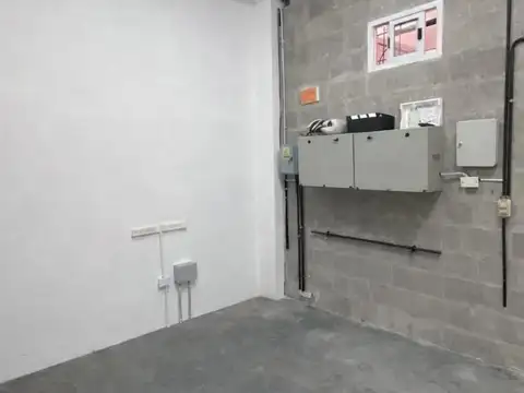 Oficina en Alquiler al Norte