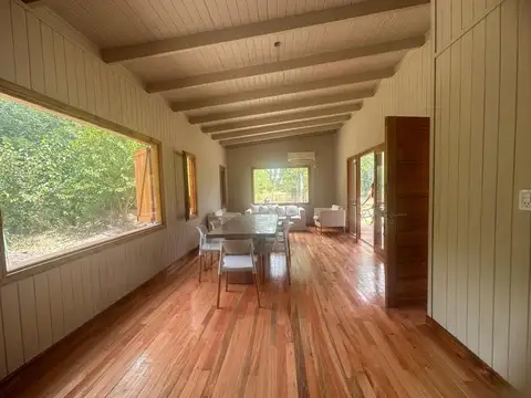 Casa en Alquiler Temporal con 5 cocheras