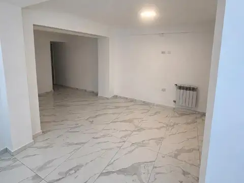 Depto Tipo Casa 4 ambientes con 2 baños