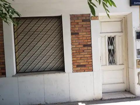 TIPO CASA 2 AMBIENTES EN ALQUILER SIN EXPENSAS