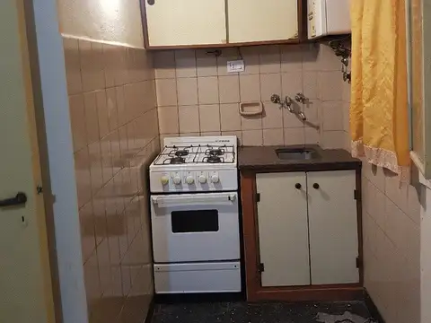 Depto Tipo Casa 2 ambientes con 1 baño