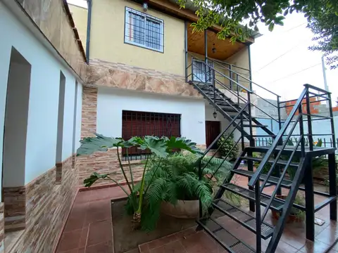 Constancio C. Vigil 700