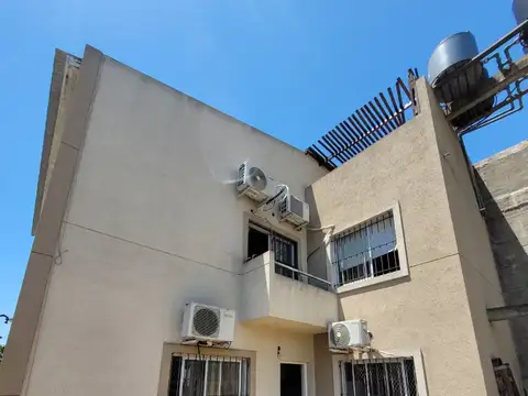 Avenida Presidente Arturo Umberto Illia 2700