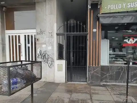 MONOAMBIENTE APTO PROFESIONAL CASTELAR CENTRO