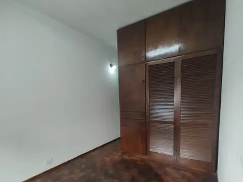 MONOAMBIENTE APTO PROFESIONAL CASTELAR CENTRO