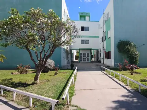 ALQUILER Dpto PB 3 dorm – B° Giachino,  Plottier