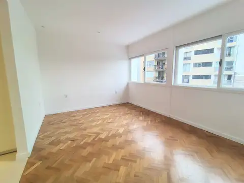 Departamento en Alquiler con 2 cocheras