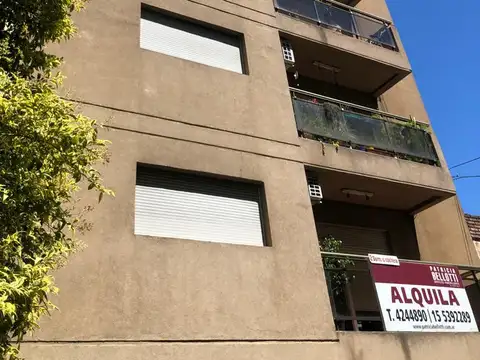 Excelente piso de 2 dormitorios completamente amoblado en alquiler en calle 56 e/12 y 13, La Plata