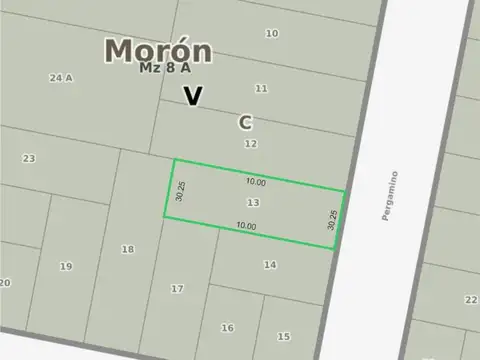 Lote en entorno residencial