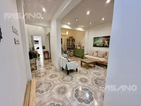 Depto Tipo Casa en Venta de 3 ambientes