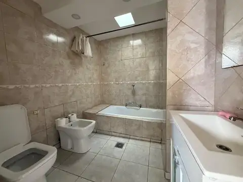 Depto Tipo Casa en Alquiler de 2 dormitorios