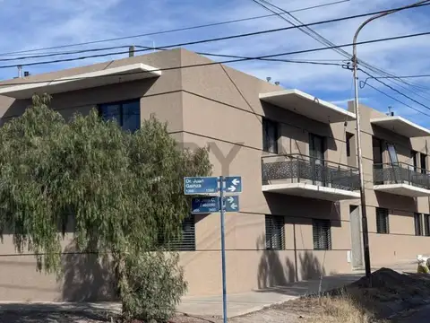 Calle Fasciolo y Gainza , Piso 0