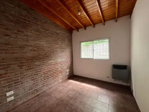 Juan José Castelli 5900