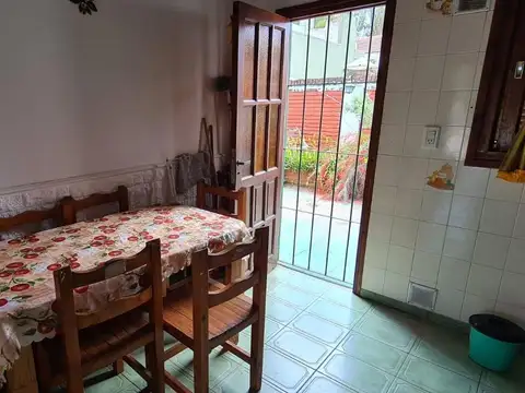 Depto Tipo Casa 3 ambientes con 1 baño