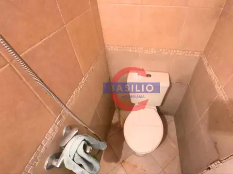 Depto Tipo Casa 4 ambientes con 2 baños