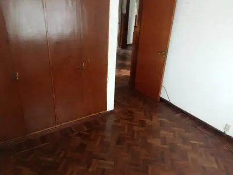 Casa 5 ambientes con 4 baños