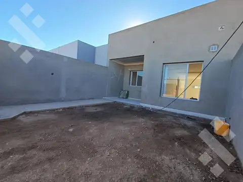 VENTA: Casa 2 dormit en Construcción - Mar Adriático 316. B° Venecia - Plottier (Nqn)