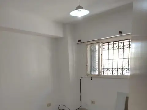 Departamento en Alquiler en Adrogue, $ 560.000