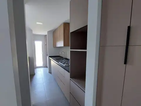 Dúplex - 3 dorm. en Distrito Sur