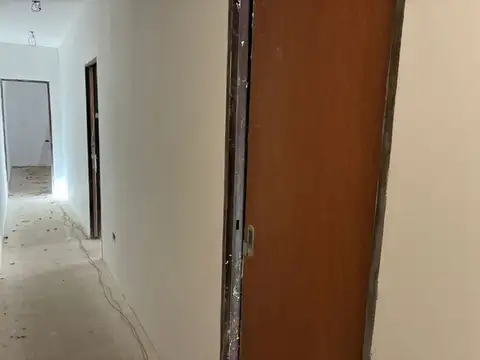 Depto Tipo Casa 5 ambientes con 4 baños
