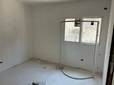 Depto Tipo Casa en Venta de 5 ambientes