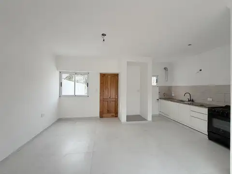 Depto Tipo Casa en Alquiler al Oeste