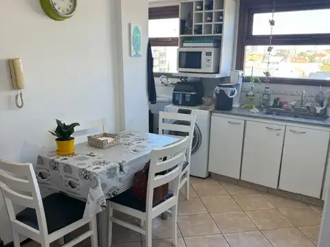 Depto 3 amb c/dependencia, cochera y terraza