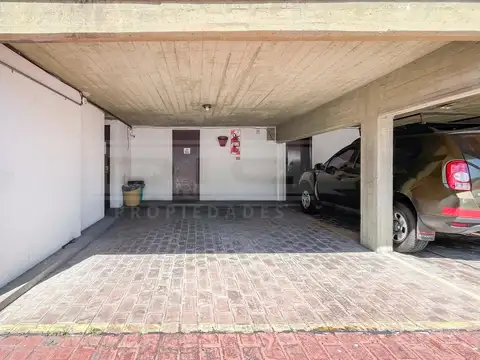 Cochera Alquiler - Olivos-Vias/Maipu