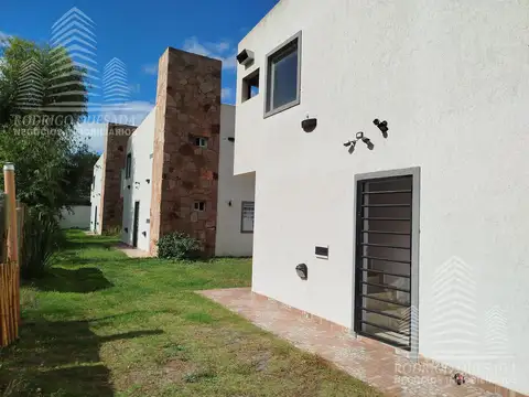 Depto Tipo Casa en Venta 1 año