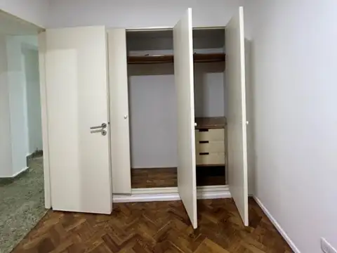 Departamento en Alquiler en Floresta, $ 800.000