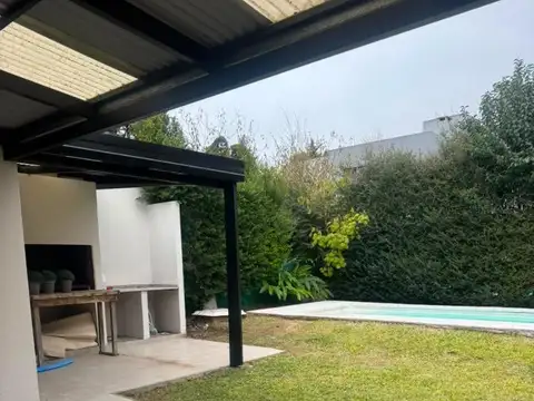 Casa en Alquiler en Los Olivares, $ 2.000.000