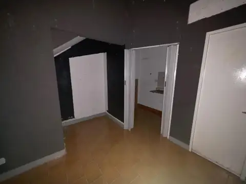 Local en Alquiler en Caseros, $ 980.000