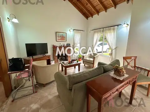 Casa en Venta con 6 cocheras