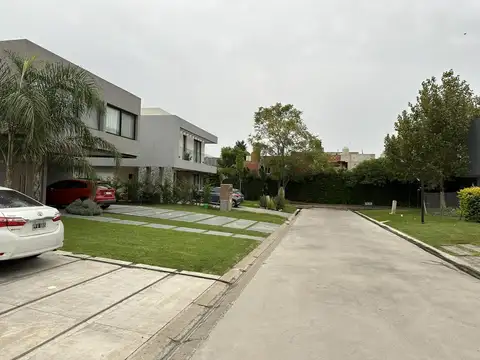 Brisas de Adrogué. Soler 590